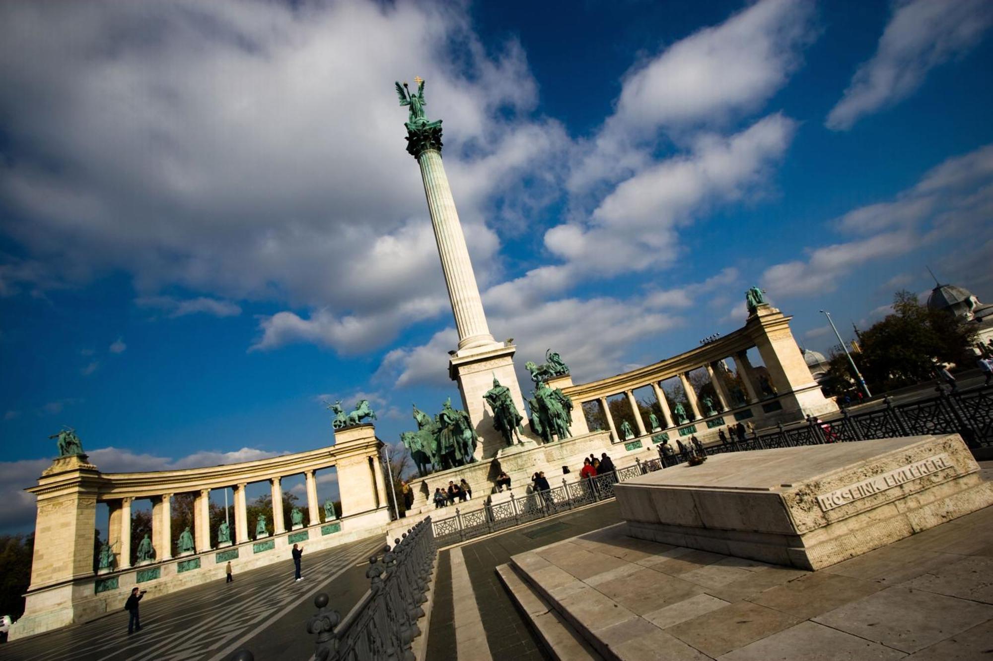 Little Americas National Parks Apartments Budapest Exterior foto